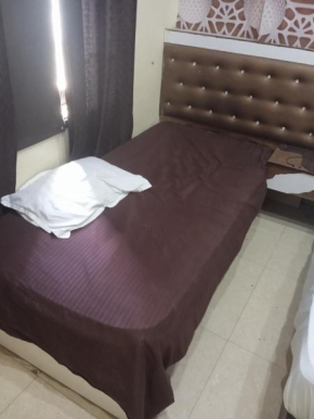 Tavisha castle hotel
